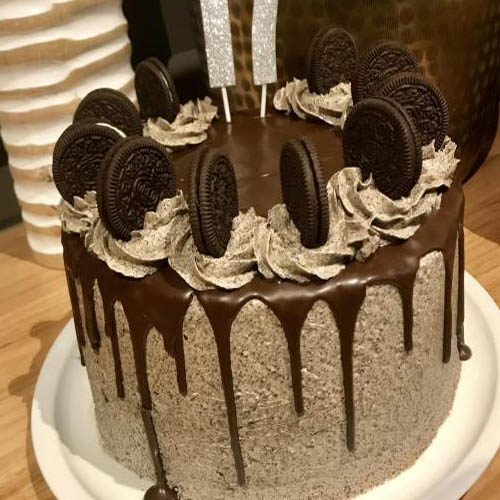 Chocolate Oreo Buttercream Cake