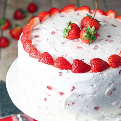 Strawberry Cake - 500 GM