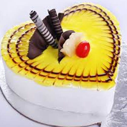 Pineapple Heart Shape Cake - 500 GM