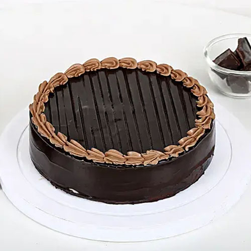 Royal Truffle Cake - 500 GM